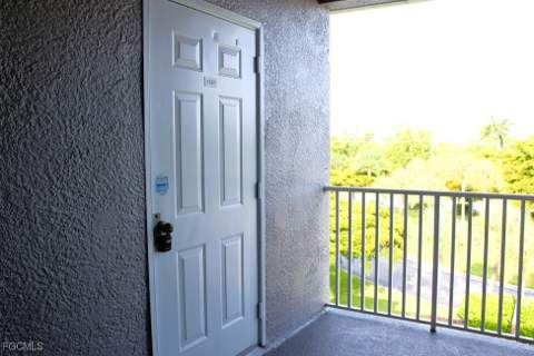 16575 Lake Circle Dr 1141, Fort Myers FL - photo 21 of 40