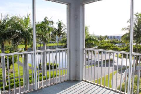 16575 Lake Circle Dr 1141, Fort Myers FL - photo 22 of 40