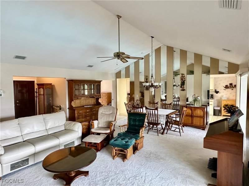 3 bedroom SingleFamilyResidence at 4101 SW 28th Pl, Cape Coral, Cape Coral — photo 4