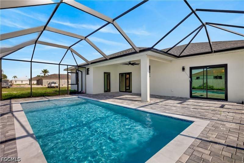 4 bedroom SingleFamilyResidence at 314 NW 20th Ter, Cape Coral, Cape Coral — photo 2
