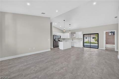 314 NW 20th Ter, Cape Coral FL - photo 7 of 45