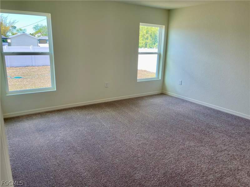 4 bedroom SingleFamilyResidence at 2122 NW 9th Pl, Cape Coral, Cape Coral — photo 3