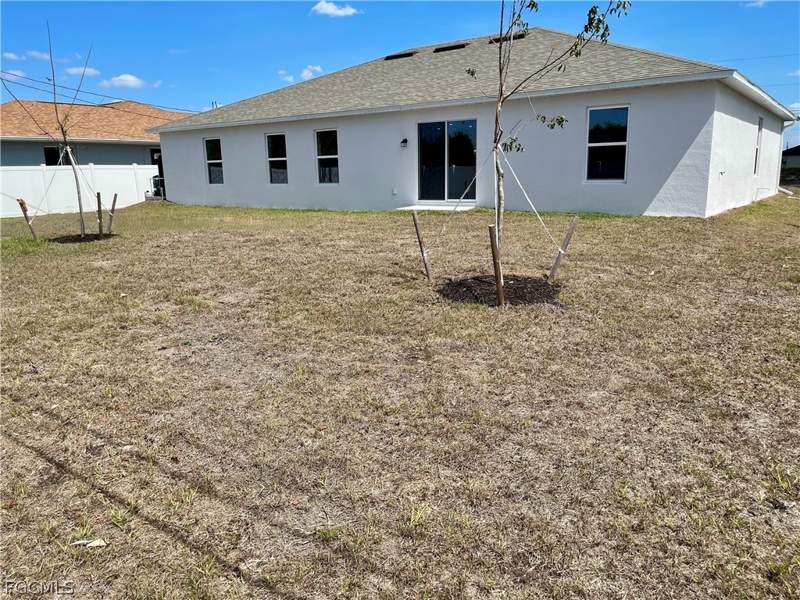 4 bedroom SingleFamilyResidence at 2122 NW 9th Pl, Cape Coral, Cape Coral — photo 4