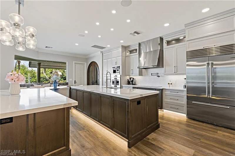 4 bedroom SingleFamilyResidence at 1435 Osprey Ave, Golden Shores, Naples — photo 5