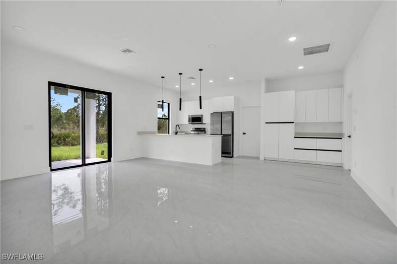 3 bedroom SingleFamilyResidence at 2814 44th St W, Lehigh Acres, Lehigh Acres — photo 3