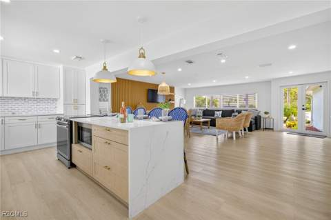 1377 Sand Castle Rd, Sanibel FL - photo 14 of 49