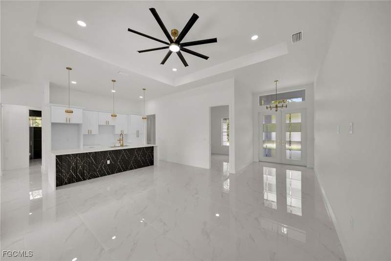 4 bedroom SingleFamilyResidence at 102 Grant Ave, Lehigh Acres, Lehigh Acres — photo 5