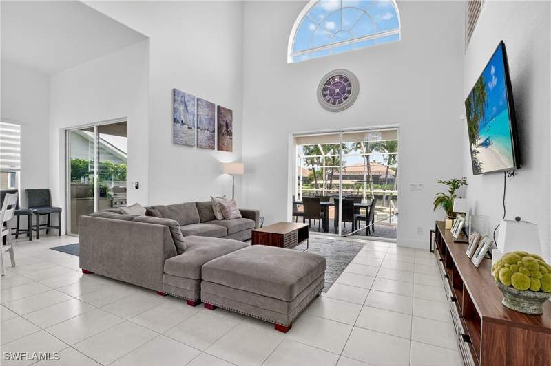 4 bedroom SingleFamilyResidence at 1917 SW 51st St, Cape Coral, Cape Coral — photo 3