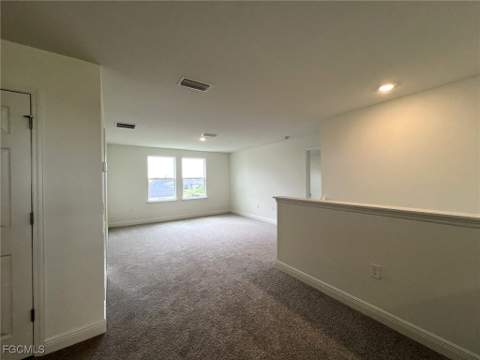 314 NE 23rd Ter, Cape Coral FL - photo 12 of 25