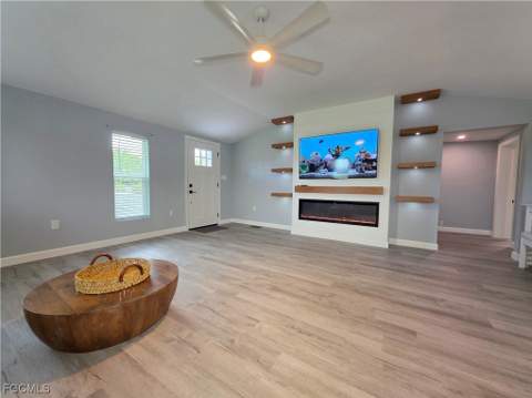 18387 Pioneer Rd, Fort Myers FL - photo 12 of 50