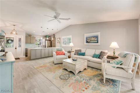 1657 Atlanta Plaza Dr, Sanibel FL - photo 10 of 45