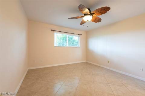 1006 Pine Isle Ln 1006, Naples FL - photo 10 of 16