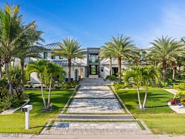 4 bedroom SingleFamilyResidence at 2201 Shad Ct, Royal Harbor, Naples — photo 2