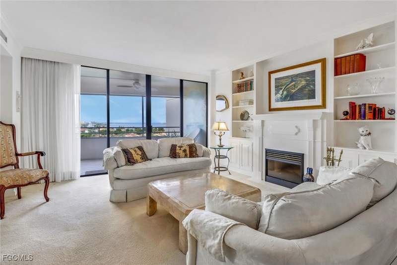 2 bedroom Condominium at 5260 S Landings DR 1005, ARIEL, Fort Myers — photo 2