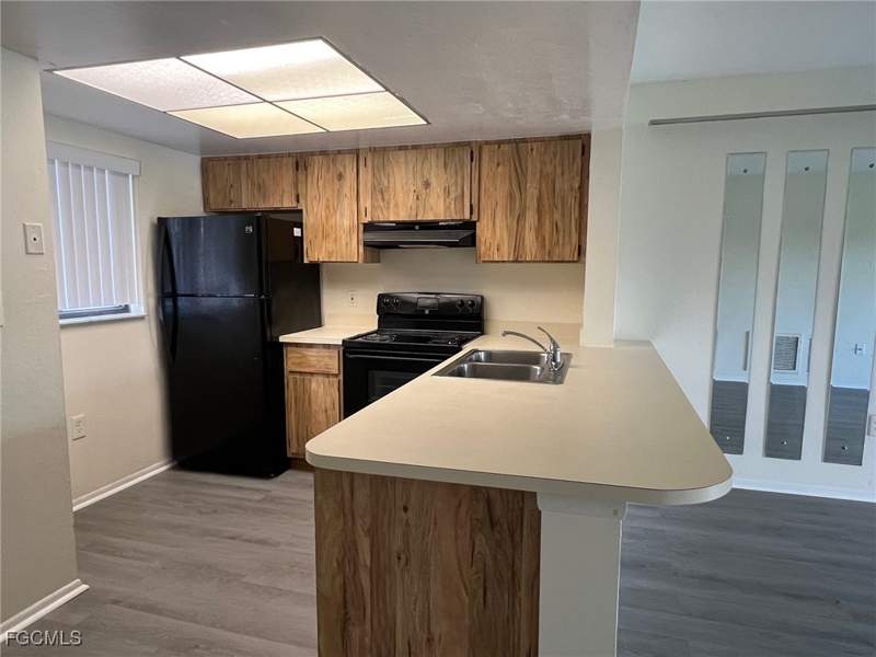 2 bedroom Condominium at 4790 S Cleveland Ave 1906, Pinewood South, Fort Myers — photo 3