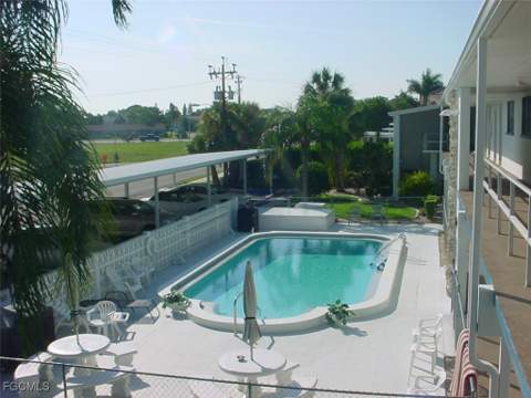 708 Victoria Dr 206, Cape Coral FL - photo 8 of 18