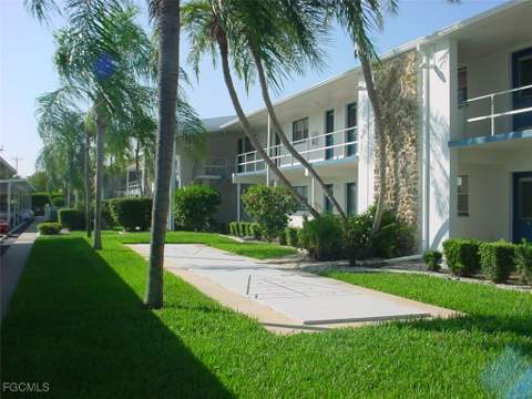 708 Victoria Dr 206, Cape Coral FL - photo 9 of 18