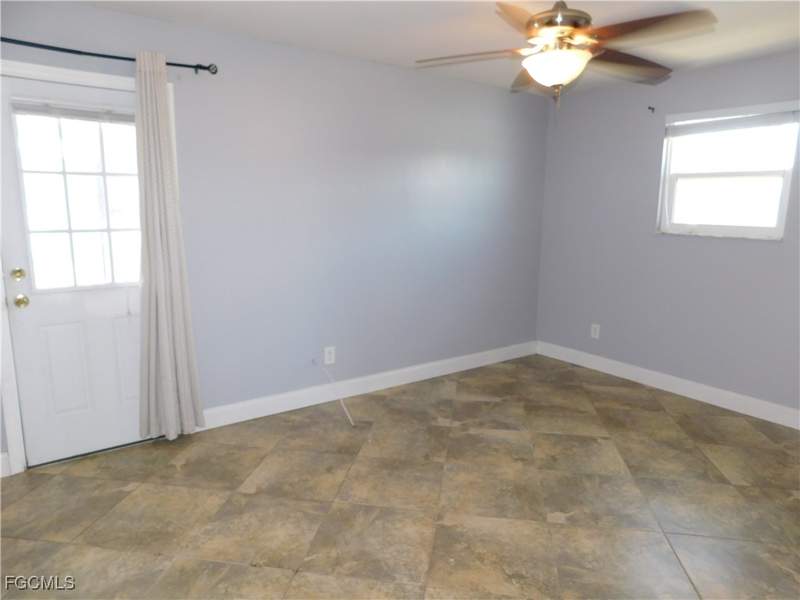 3 bedroom SingleFamilyResidence at 1217 NE 1st Pl, Cape Coral, Cape Coral — photo 5