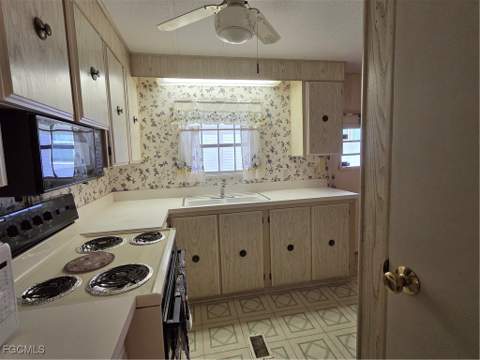 963 Idle Way Dr, North Fort Myers FL - photo 9 of 44