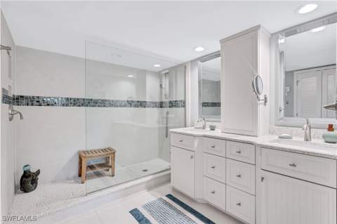 2400 Gulf Shore Blvd N 203, Naples FL - photo 15 of 35