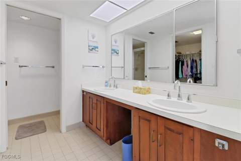 5015 Harbortown Ln 104, Fort Myers FL - photo 19 of 40