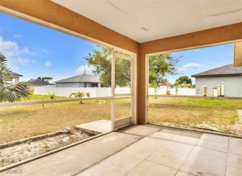 1526 NW 21st Pl, Cape Coral FL - photo 7 of 7