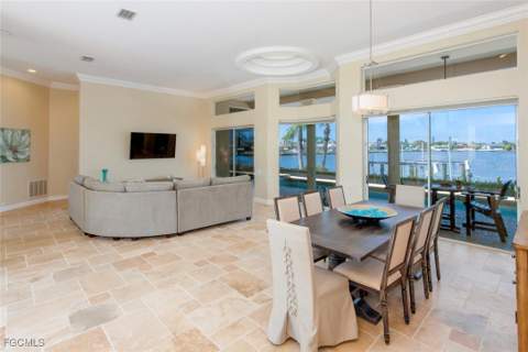 4902 SW 5th Pl, Cape Coral FL - photo 9 of 31