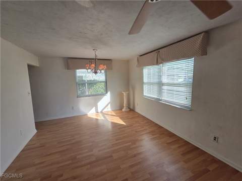 52 Heath Aster Ln, Lehigh Acres FL - photo 10 of 40