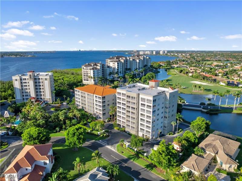 3 bedroom Condominium at 14819 Laguna Dr 703, Harbor Place Vista Condominium, Fort Myers — photo 4