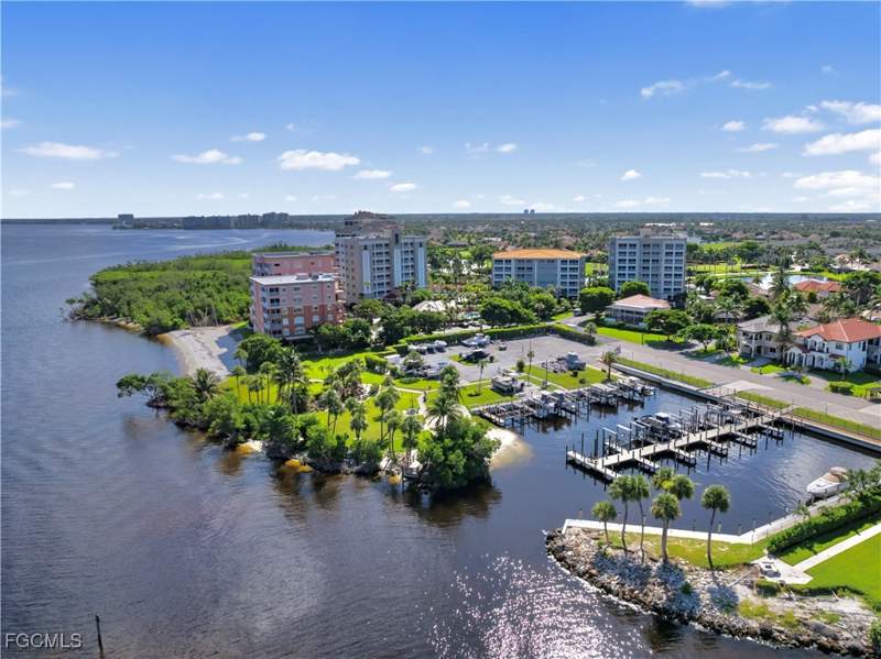 3 bedroom Condominium at 14819 Laguna Dr 703, Harbor Place Vista Condominium, Fort Myers — photo 5