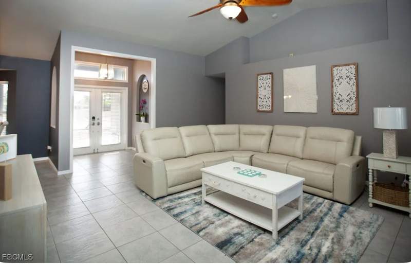 3 bedroom SingleFamilyResidence at 2802 SW 20th Ave, Cape Coral, Cape Coral — photo 4