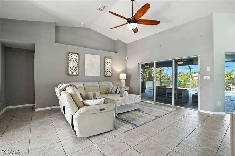 3 bedroom SingleFamilyResidence at 2802 SW 20th Ave, Cape Coral, Cape Coral — photo 5
