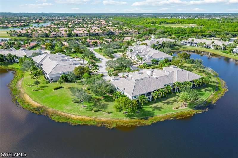3 bedroom Condominium at 9223 Corfu Ct 104, Varenna, Naples — photo 2