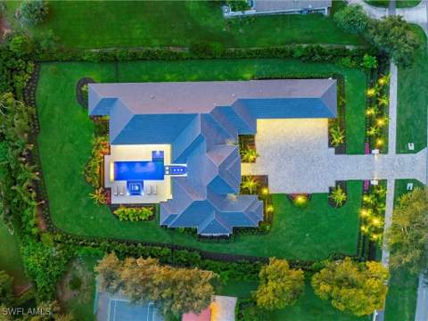 208 Hickory Rd, Naples FL - photo 8 of 50