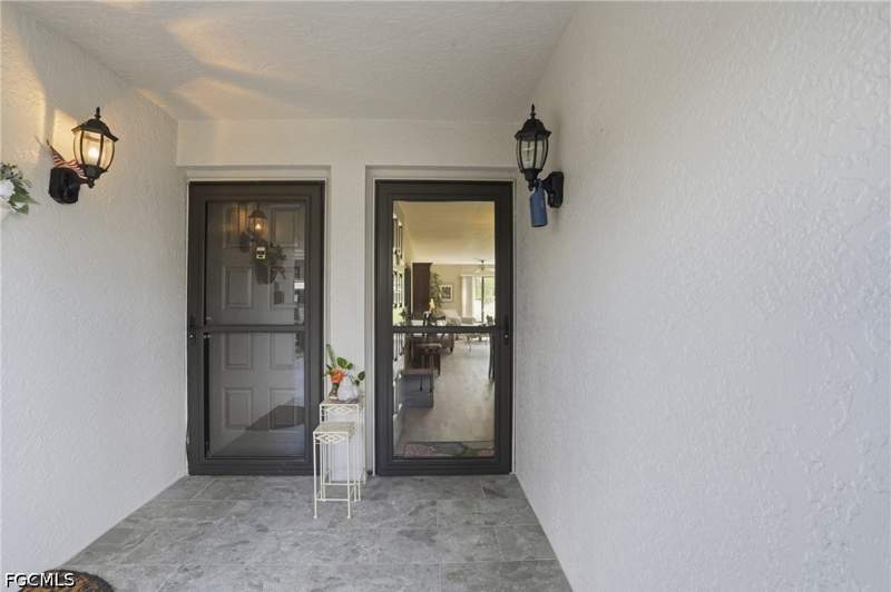 3 bedroom Condominium at 5905 Trailwinds Dr 816, Oakmont Village, Fort Myers — photo 2