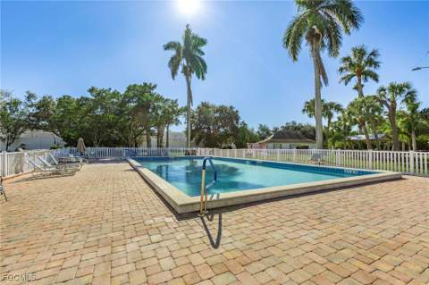 536 Pangola Dr, North Fort Myers FL - photo 21 of 33