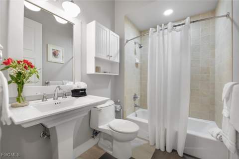 1124 Longifolia Ct, Captiva FL - photo 18 of 50