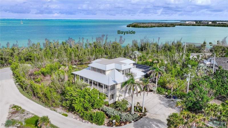 5 bedroom SingleFamilyResidence at 1124 Longifolia Ct, South Seas Plantation Resort, Captiva — photo 2