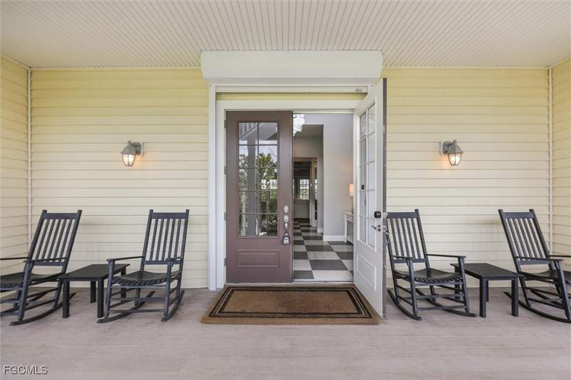 5 bedroom SingleFamilyResidence at 1124 Longifolia Ct, South Seas Plantation Resort, Captiva — photo 3