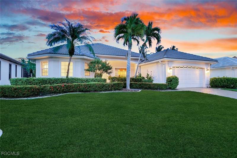 3 bedroom SingleFamilyResidence at 5609 Harbour Cir, Cape Harbour, Cape Coral — photo 4