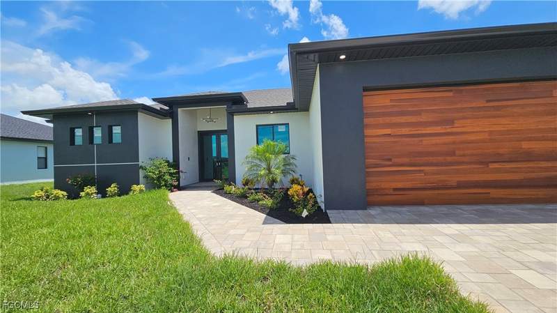 3 bedroom SingleFamilyResidence at 3410 NW 39th Ln, Cape Coral, Cape Coral — photo 4