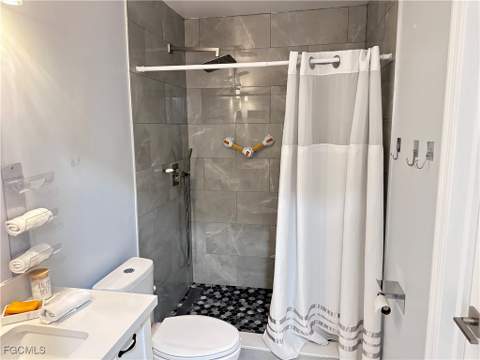 5597 Foxlake Dr, North Fort Myers FL - photo 19 of 25