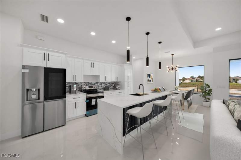 4 bedroom SingleFamilyResidence at 2125 SW Trafalgar Pkwy, Cape Coral, Cape Coral — photo 4