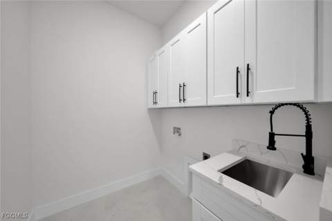 2125 SW Trafalgar Pkwy, Cape Coral FL - photo 9 of 32