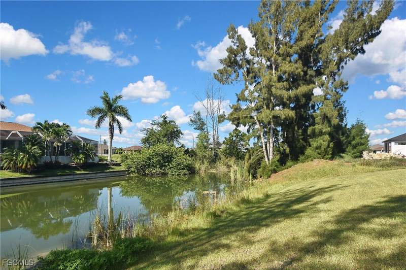 4 bedroom SingleFamilyResidence at 1820 NW 21st St, Cape Coral, Cape Coral — photo 2