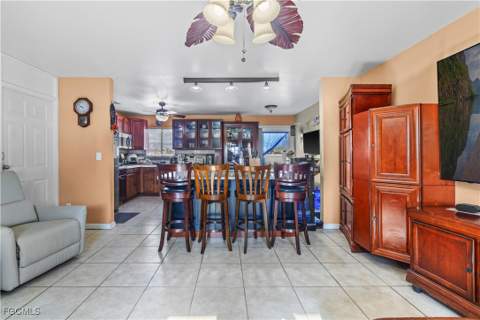 2816 NE 5th Pl, Cape Coral FL - photo 11 of 28