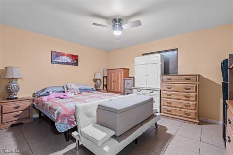 2816 NE 5th Pl, Cape Coral FL - photo 18 of 28