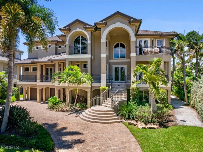 4 bedroom SingleFamilyResidence at 14761 Jonathan Harbour Dr, Jonathan Harbour, Fort Myers — photo 2
