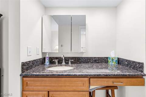 4120 Steamboat Bend E 104, Fort Myers FL - photo 17 of 41