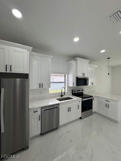 520 Millcreek St, Lehigh Acres FL - photo 13 of 33